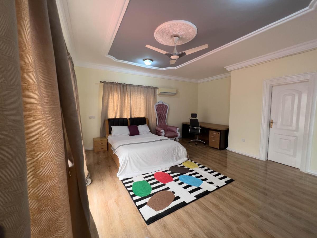 T'S Place Adenta 외부 사진