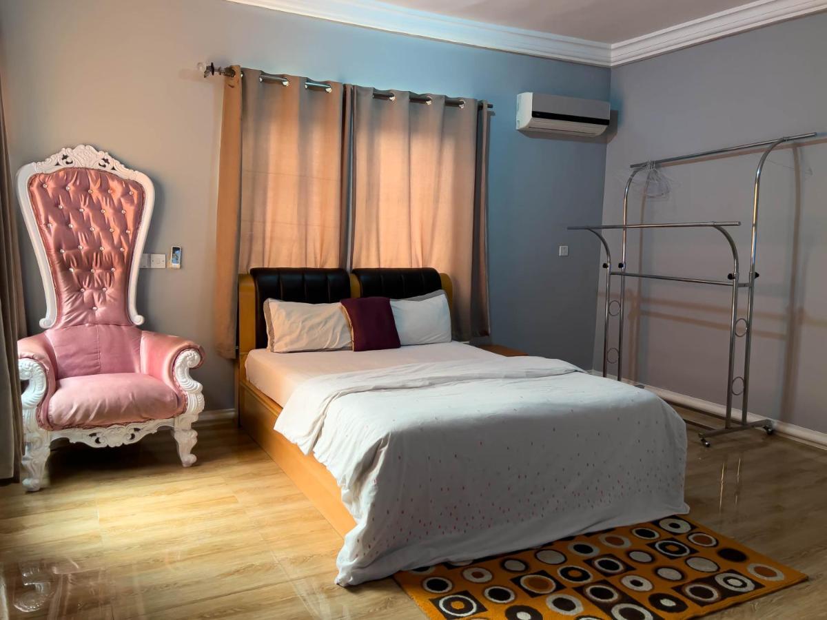T'S Place Adenta 외부 사진