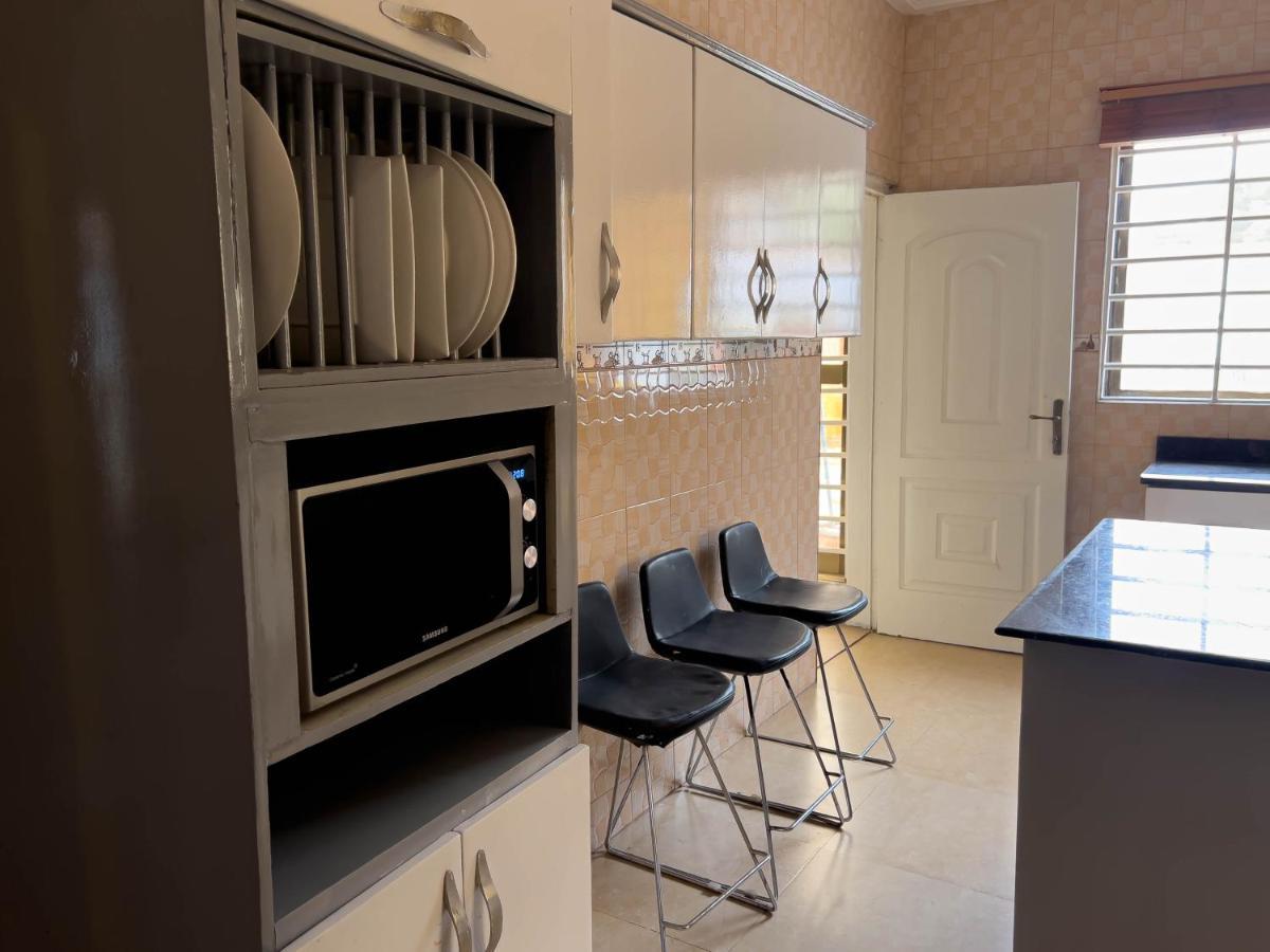 T'S Place Adenta 외부 사진