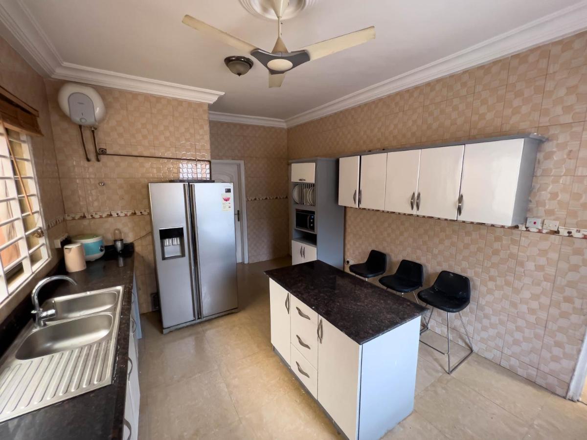 T'S Place Adenta 외부 사진