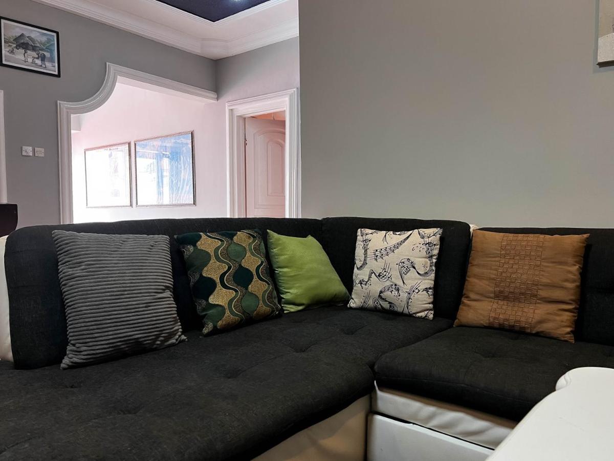 T'S Place Adenta 외부 사진