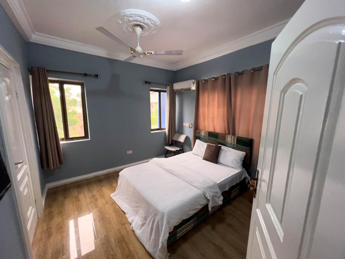 T'S Place Adenta 외부 사진